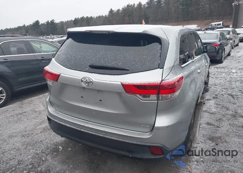 2018 Toyota Highlander Le from USA, damaged, VIN 5TDBZRFHXJS886312